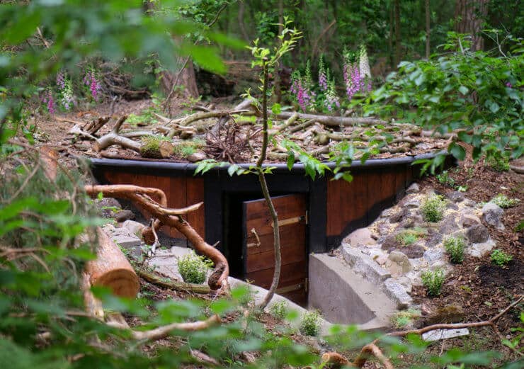 Erdhütte als Ort der Transformation Erdhütte